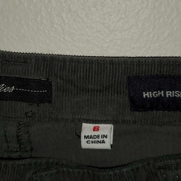 Corduroy pants - Picture 3 of 4